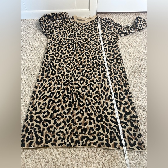 J.Crew Tan and Black Animal Print Sweater size L - Picture 7 of 11